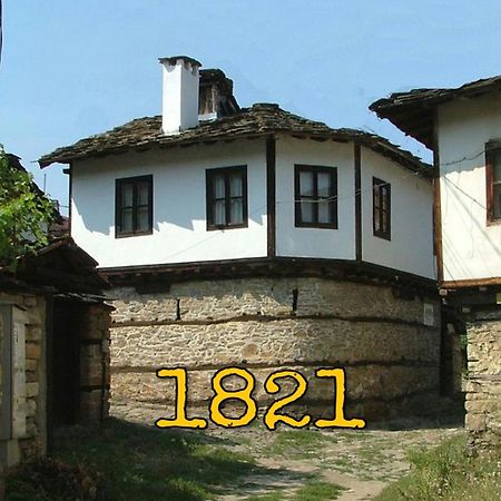 The Tinkov House In Lovech Exterior foto