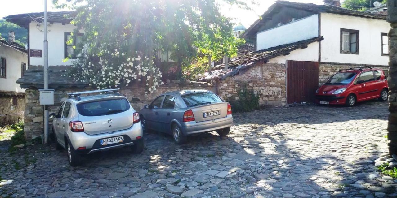The Tinkov House In Lovech Exterior foto