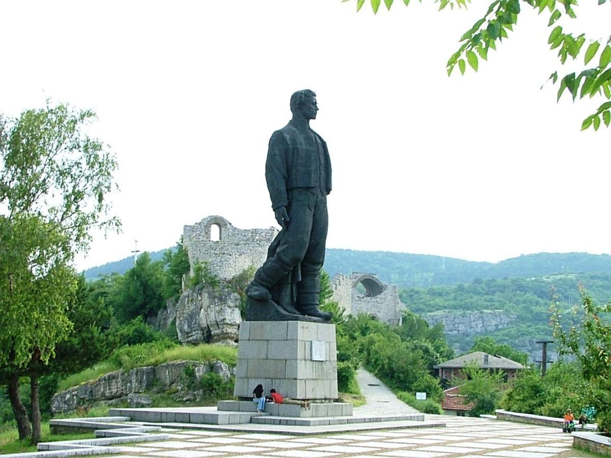 The Tinkov House In Lovech Exterior foto